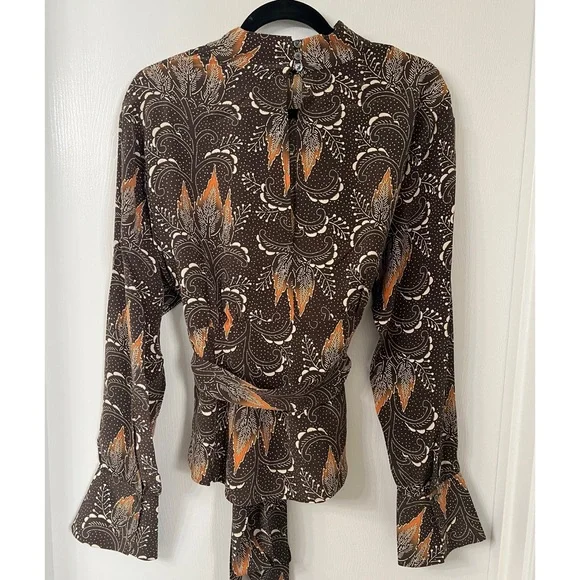 EQUIPMENT Brown Long Sleeve Tie Waist Silk Top Size 12 - Picture 8 of 13
